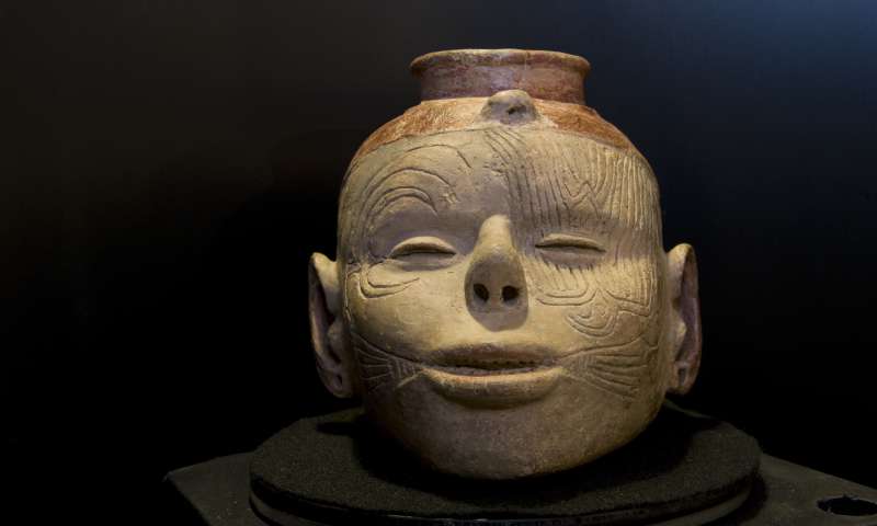 725445508ce27dab69b906ef98bbffcc_Head_Effigy_Vessel_Hampson_Archeological_Museum_State_Park_Wilson_7047.jpeg