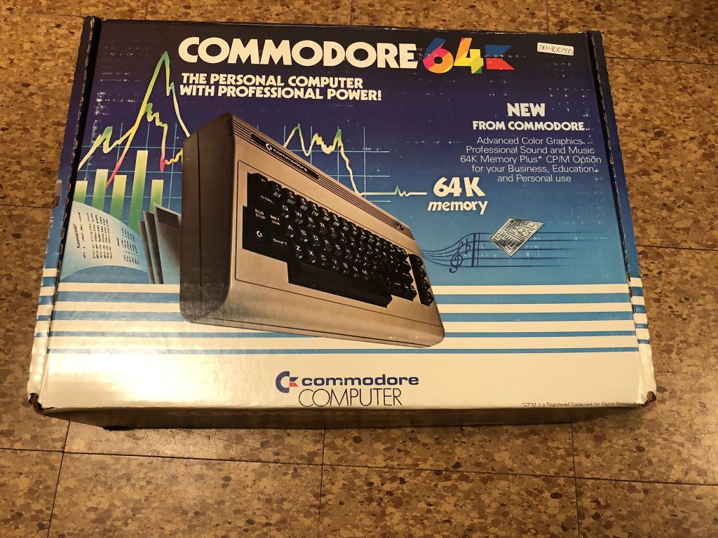 Commodore 62 -b.jpg